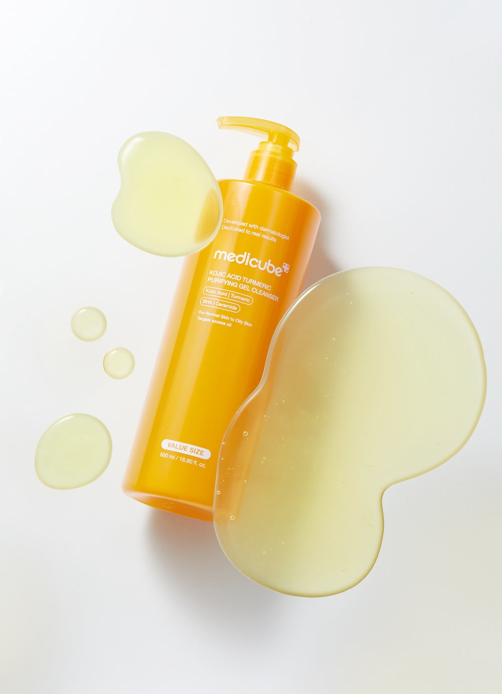 Medicube Kojic Acid Turmeric Gel to Foam Cleanser 500ml