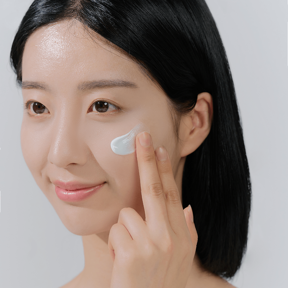 SKIN1004 Madagascar Centella Hyalu-Cica Water-Fit Sun Serum Twin Pack 50ml*2 — official product image 6