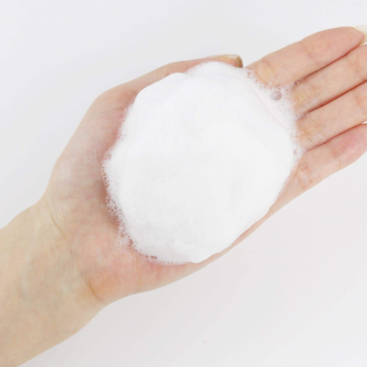 Round Lab 1025 Dokdo Cleanser 150ml — official product image 3