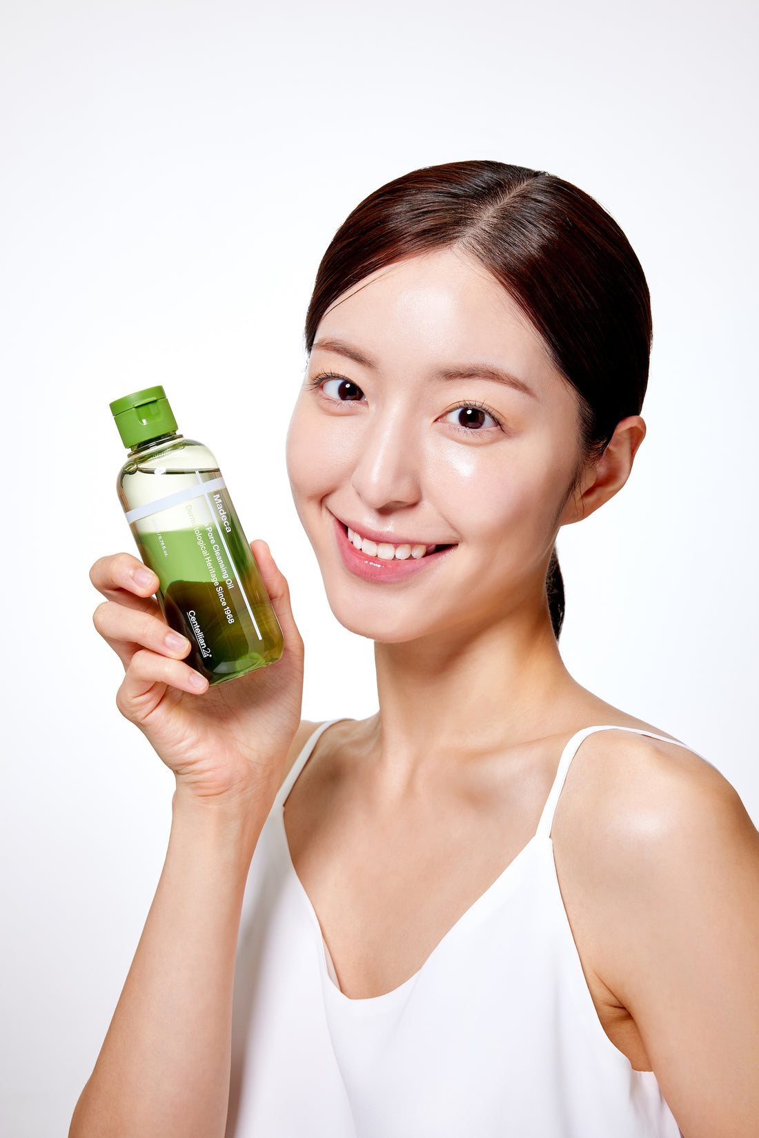 Centellian24 Madeca Matcha Pore Cleansing Oil 200ml — product detail image 2