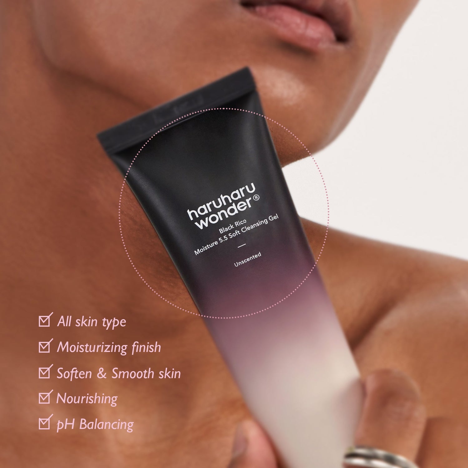 haruharuwonder Black Rice Moisture 5.5 Soft Cleansing Gel 100ml product image 4