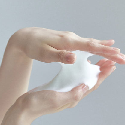 Celimax The Real Noni Acne Bubble Cleanser 155ml — product detail image 2